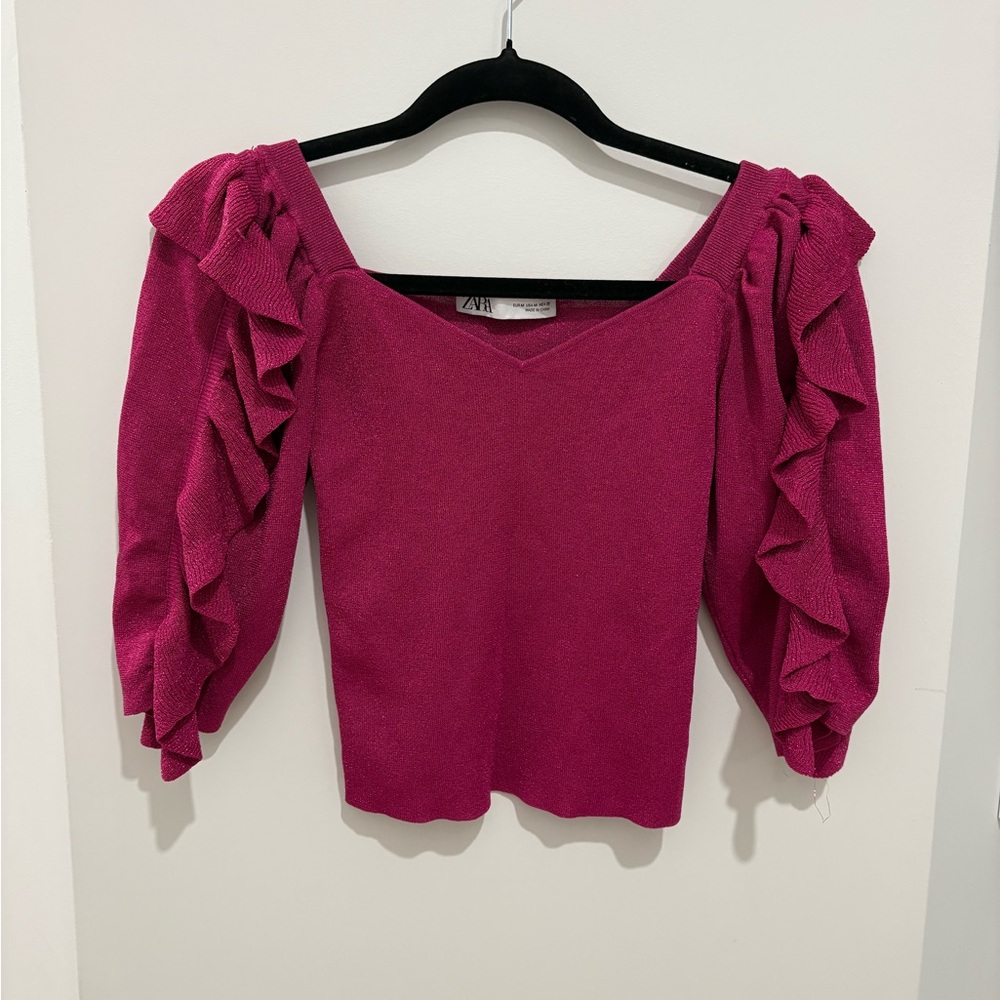 Zara Fuchsia Ruffle Sleeve Blouse size M‎